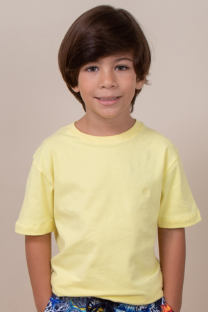 Camiseta Infantil Careca Lisa Regular Fit  com Bordado Amarela