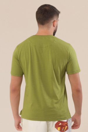 Camiseta Adulto Careca Regular Fit  Verde Salvia com Bordado no Peito