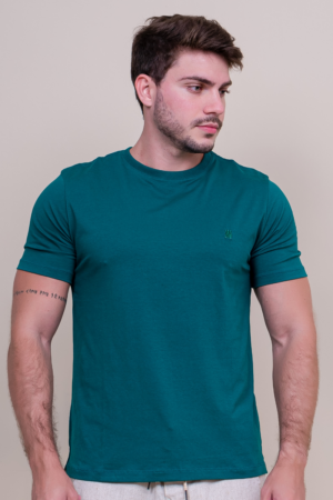 Camiseta Adulto Careca Regular Fit Verde Floresta com Bordado no Peito